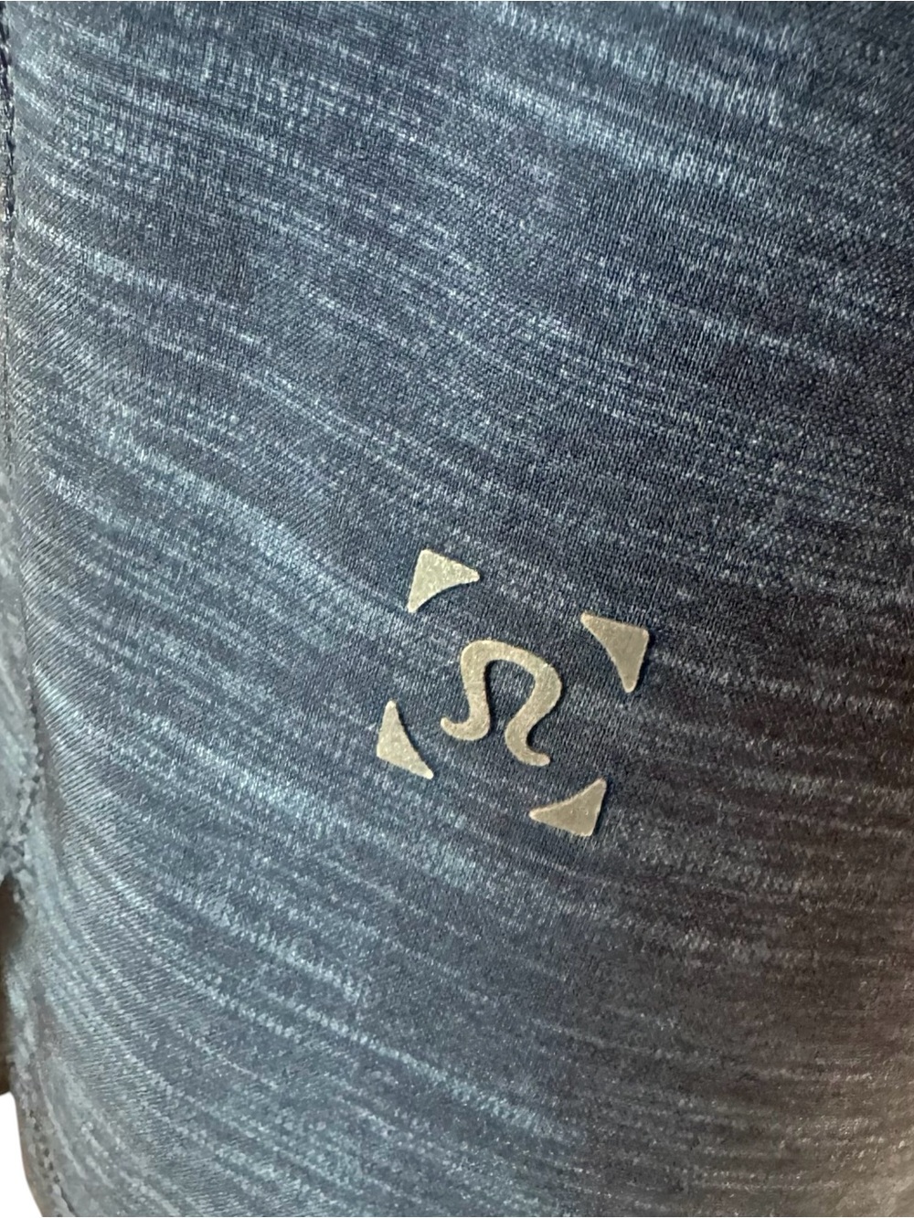 Lululemon T.H.E. Shorts Size XL Mens Heather Navy Linerless Gym Athletic - Picture 5 of 6